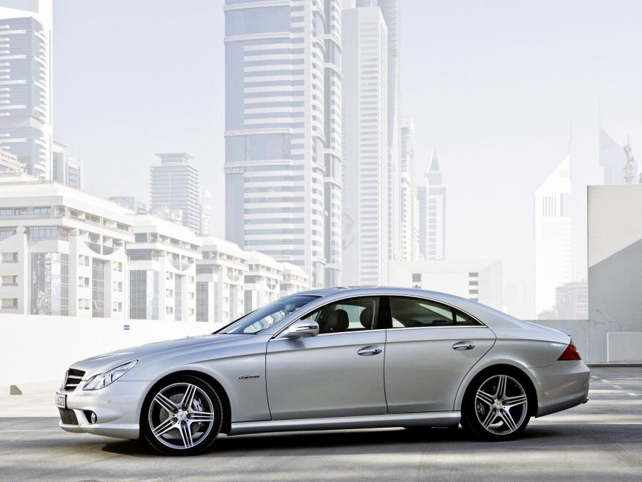  Mercedes-Benz CLS63 AMG 2008 года  (фото 9 из 17)